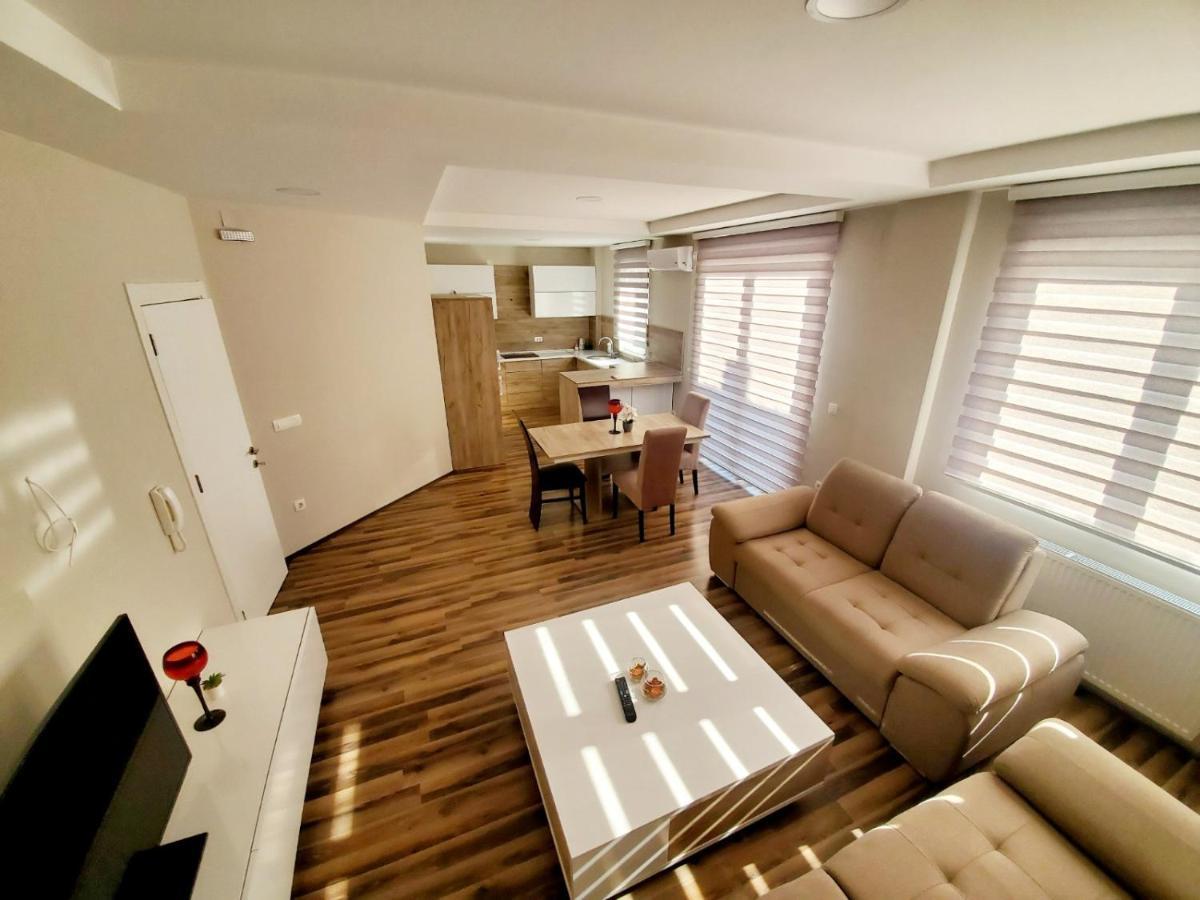 Vila Manuela Aparthotel เกฟเกลียา ภายนอก รูปภาพ